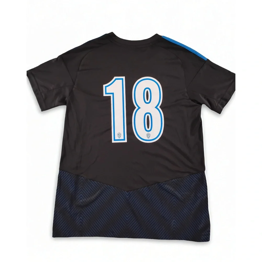 Streetwear Minimalist Adidas San Jose Earthquakes ECNL Soccer Jersey Mens M #18